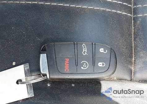 2018 Chrysler 300 300S Awd из США, поврежденный, VIN 2C3CCAGG3JH121278